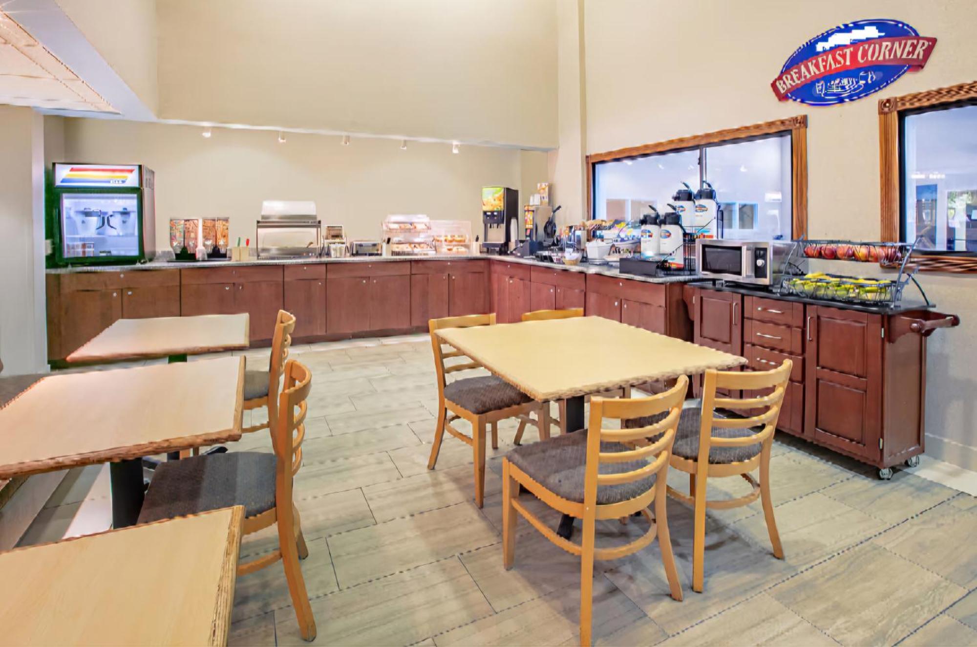 Cash Rewards Inn & Suites ロズウェル エクステリア 写真